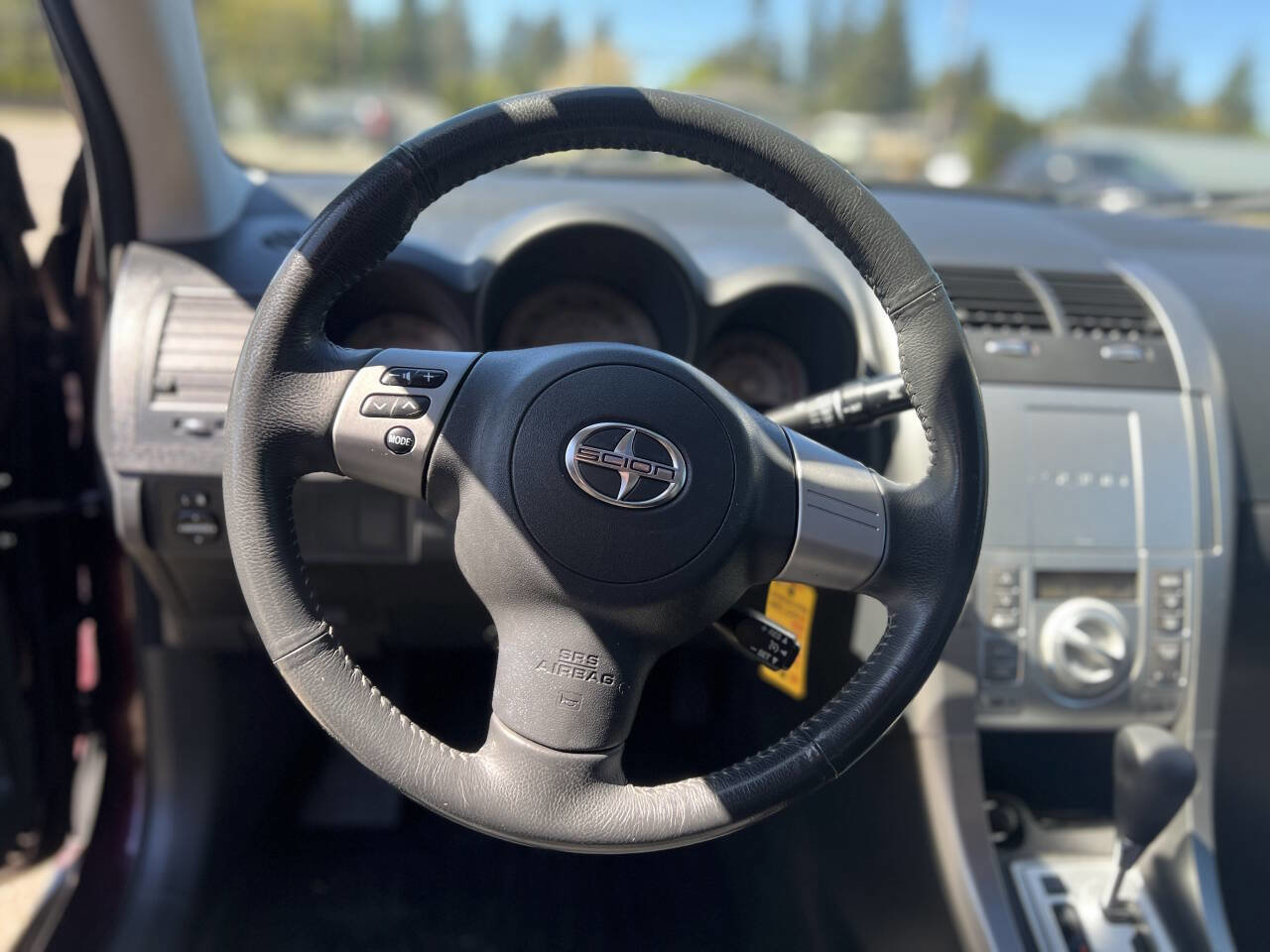 Used 2010 Scion tC FWD image 16