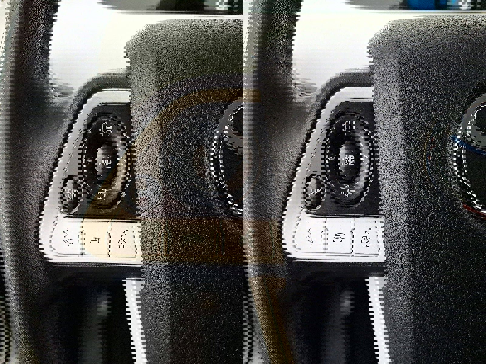 Used 2017 Toyota Prius Four Touring image 17