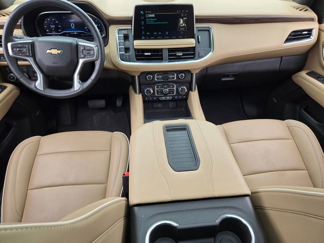 Used 2024 Chevrolet Tahoe Premier w/ Premium Package image 16