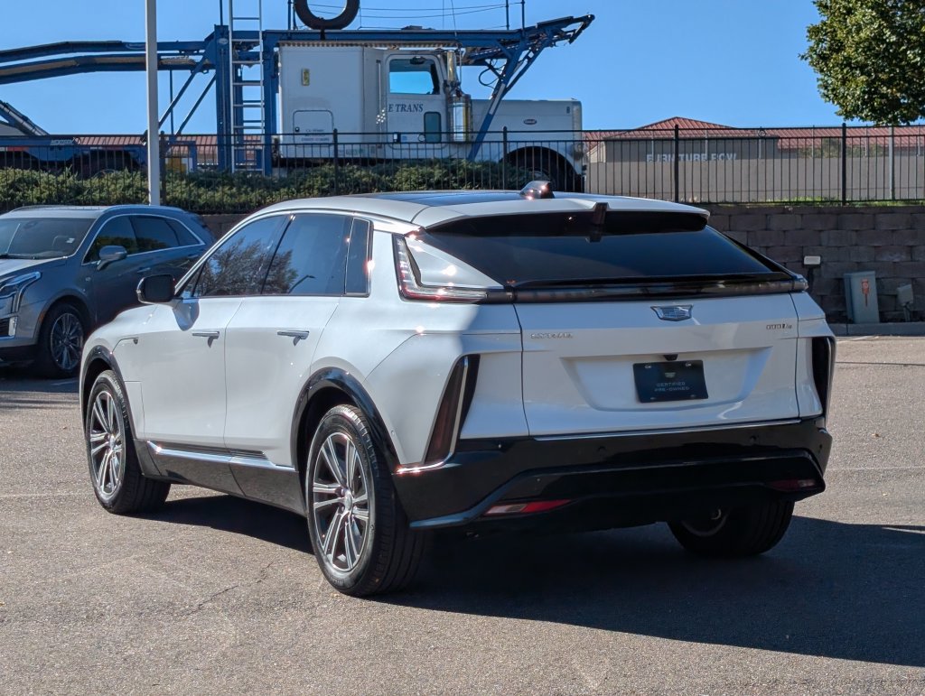 Certified 2024 Cadillac Lyriq Luxury w/ LPO, Floor Liner Package AWD/4WD image 3