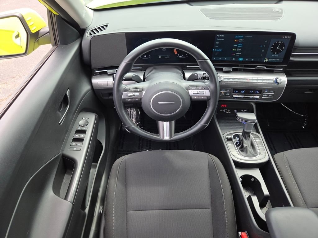 Used 2024 Hyundai Kona SEL AWD/4WD image 4