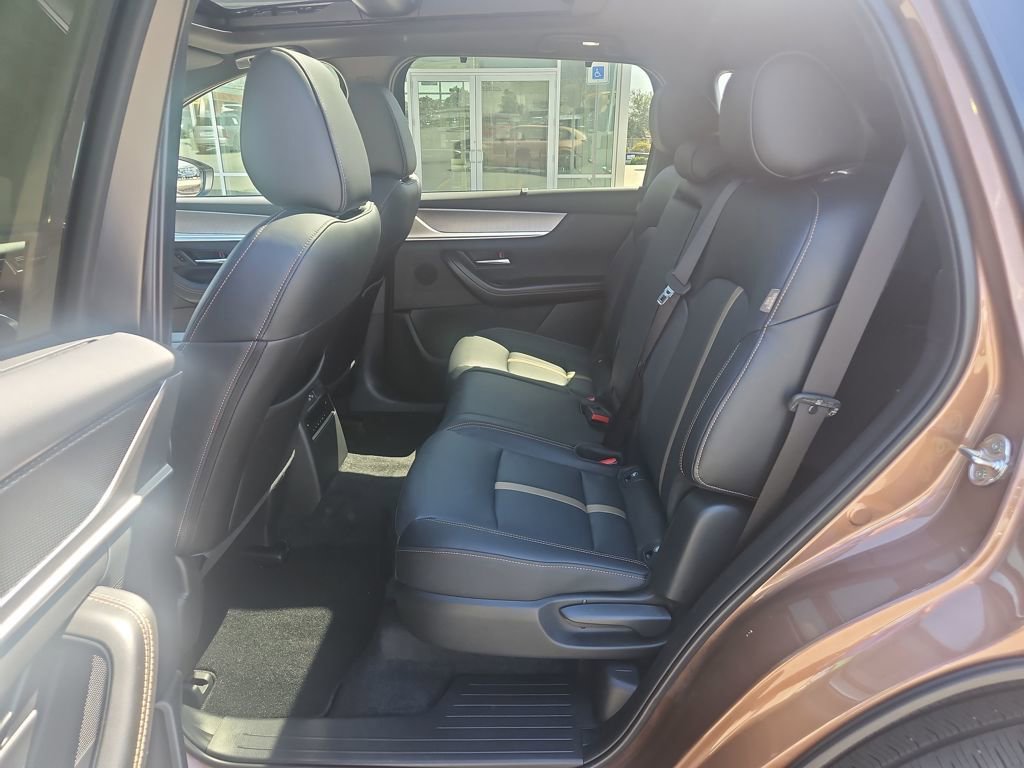 Used 2025 MAZDA CX-70 3.3 Turbo S w/ Premium Package image 30