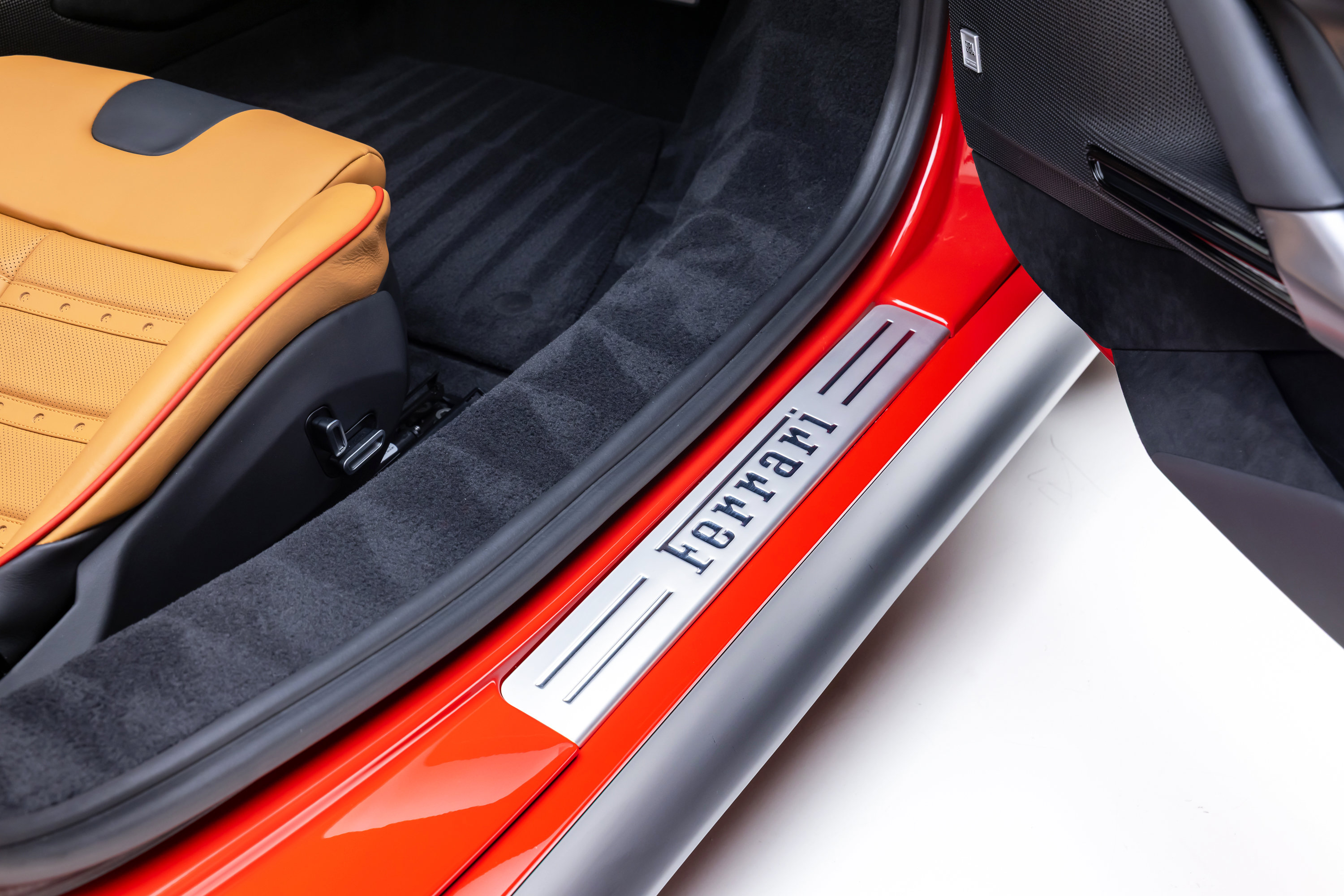 Certified 2025 Ferrari SF90 Spider AWD/4WD image 57