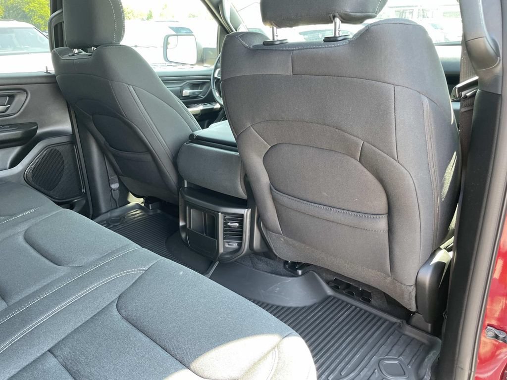 Used 2025 RAM 1500 Warlock AWD/4WD image 25