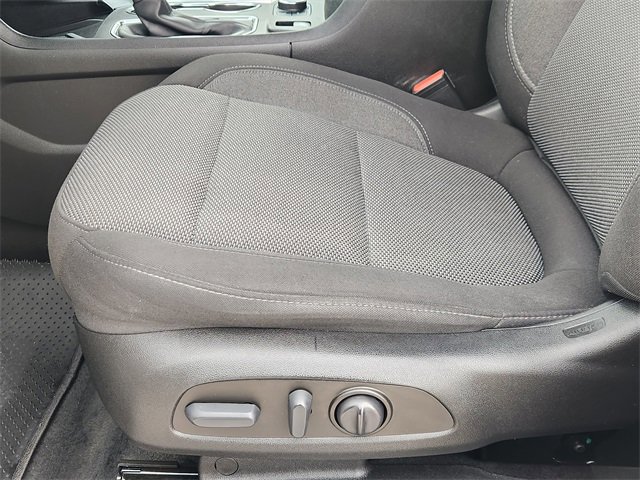 Used 2023 Chevrolet Traverse LT image 23