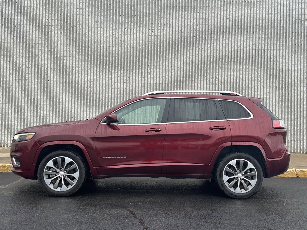 Used 2019 Jeep Cherokee Overland w/ Technology Group image 2
