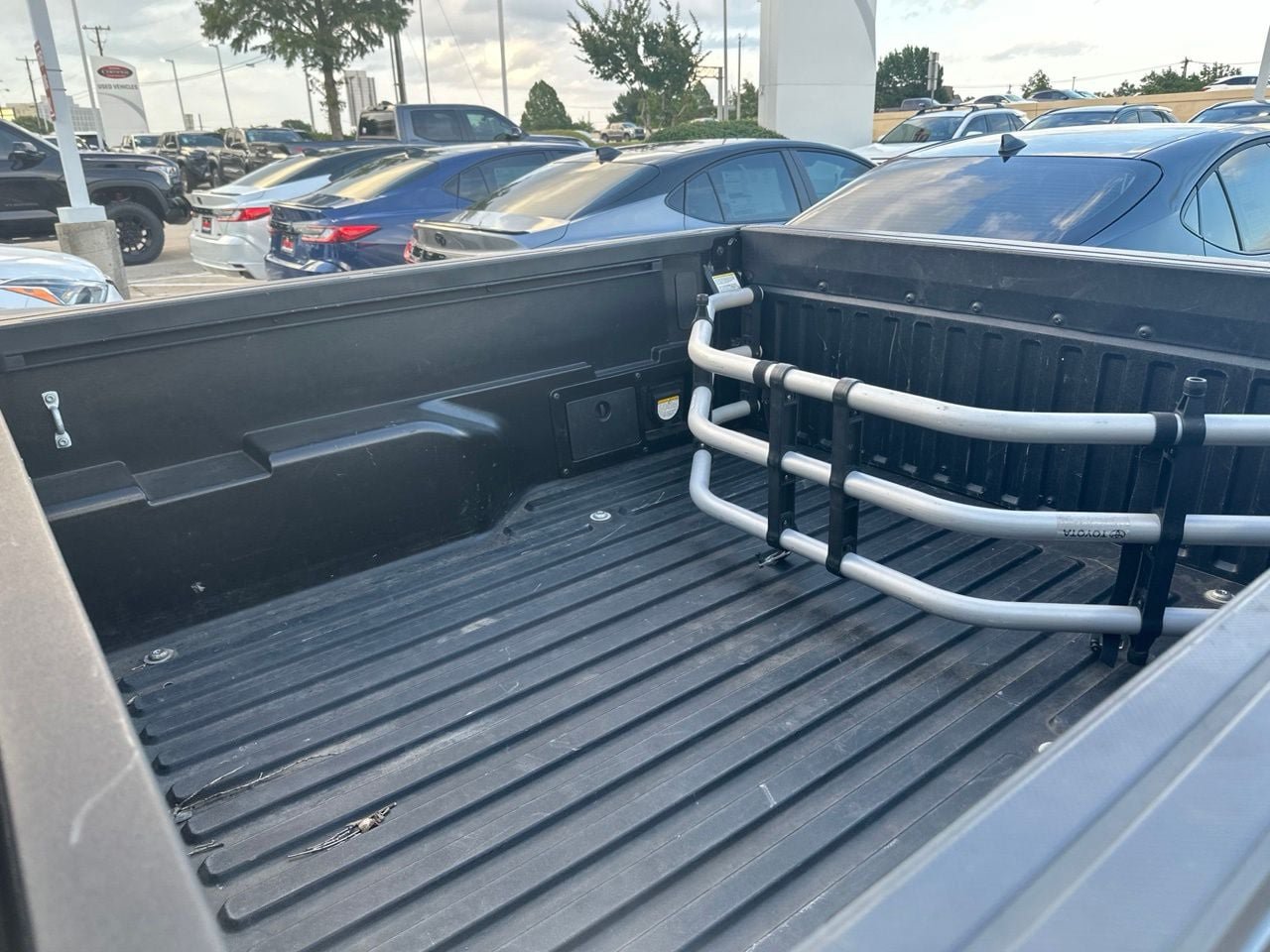 Used 2022 Toyota Tacoma 2WD Double Cab image 1