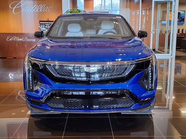 New 2027 Cadillac Optiq V w/ Deep Ocean Design Edition AWD/4WD image 6