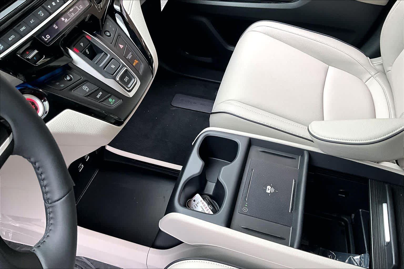 New 2026 Honda Odyssey Touring image 11