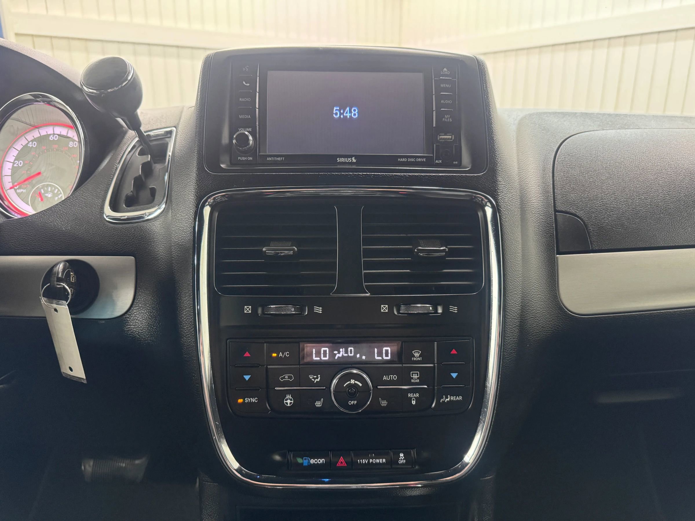 Used 2019 Dodge Grand Caravan GT image 19