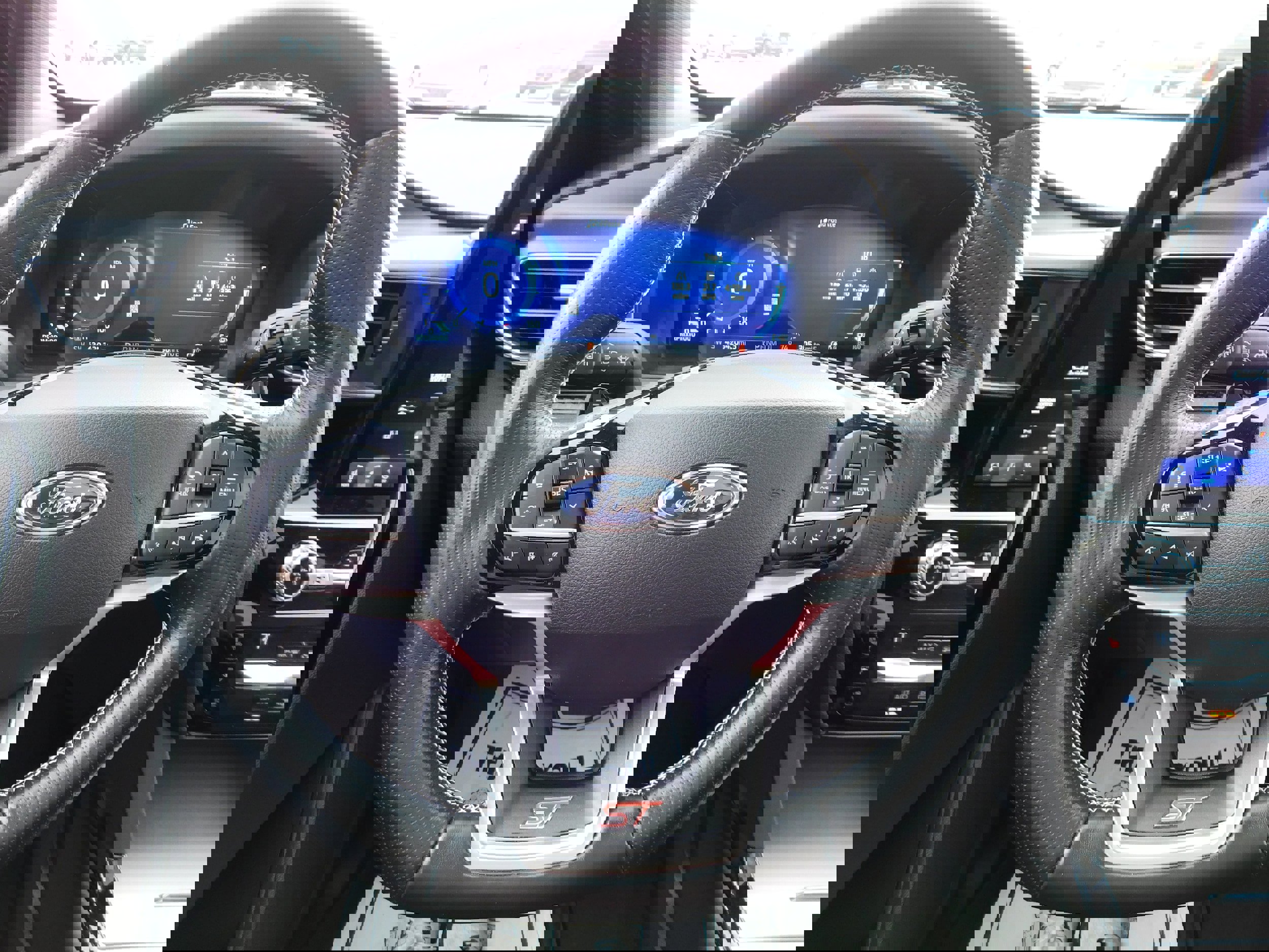 Used 2021 Ford Explorer ST w/ Equipment Group 401A image 19