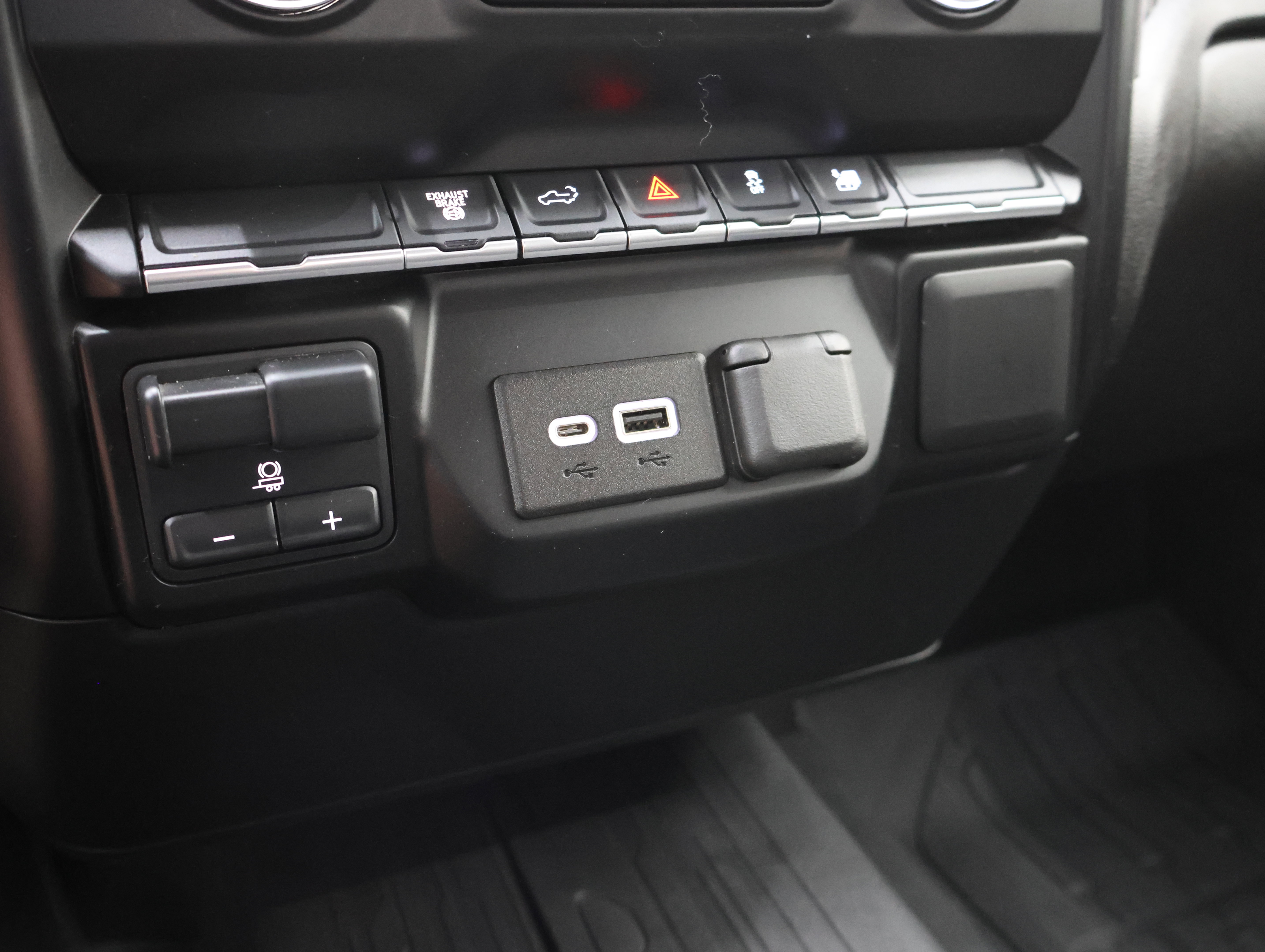 Used 2023 GMC Sierra 2500 SLE AWD/4WD image 42