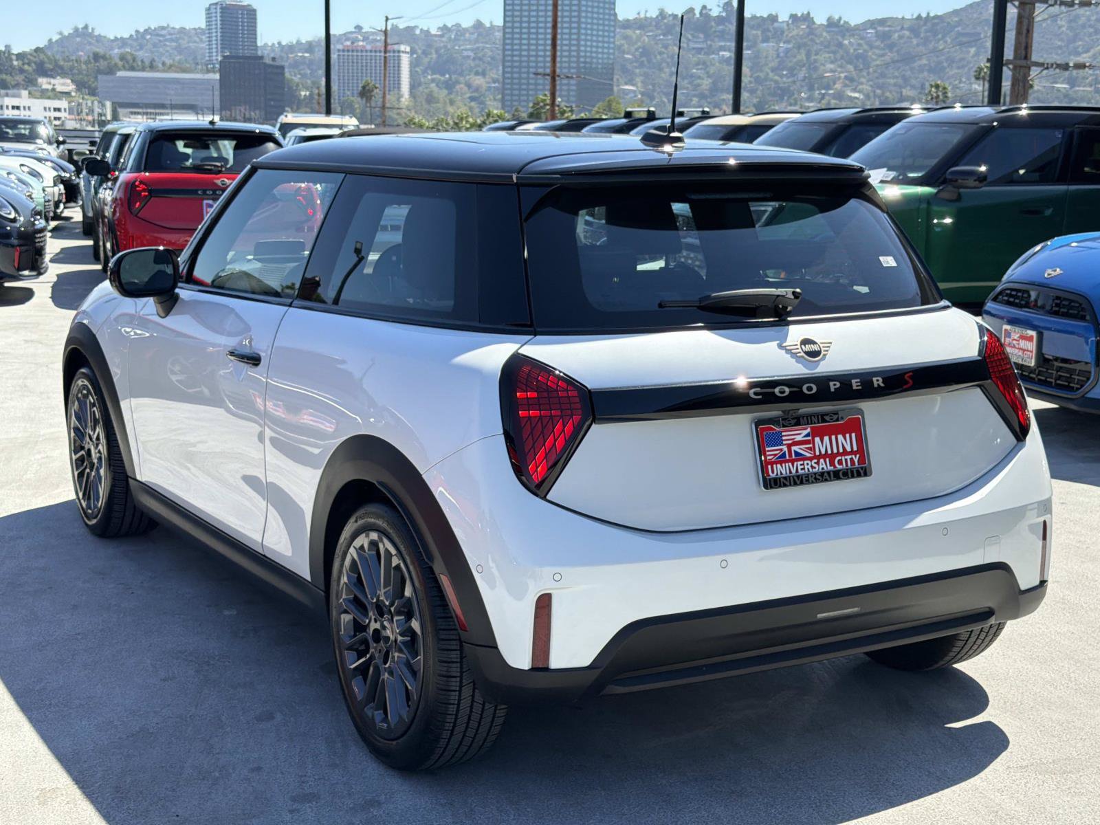 Used 2026 MINI Cooper S FWD image 4