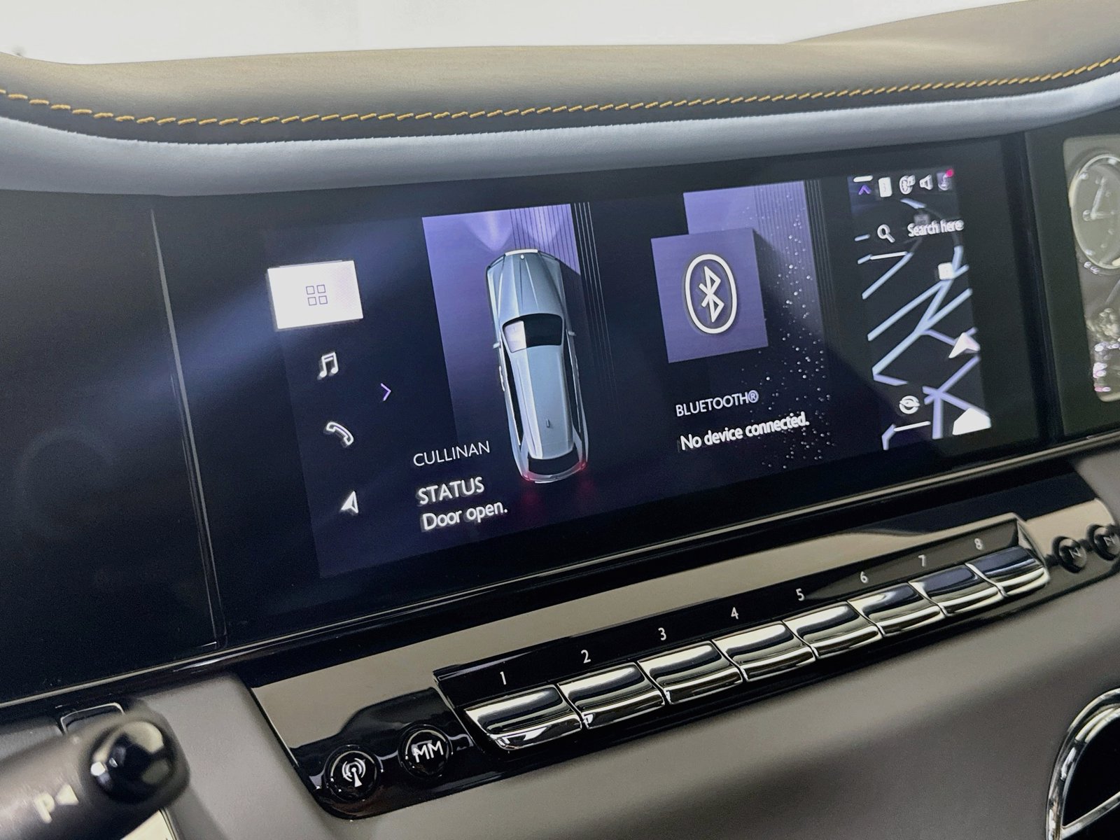 Certified 2026 Rolls-Royce Cullinan AWD/4WD image 14