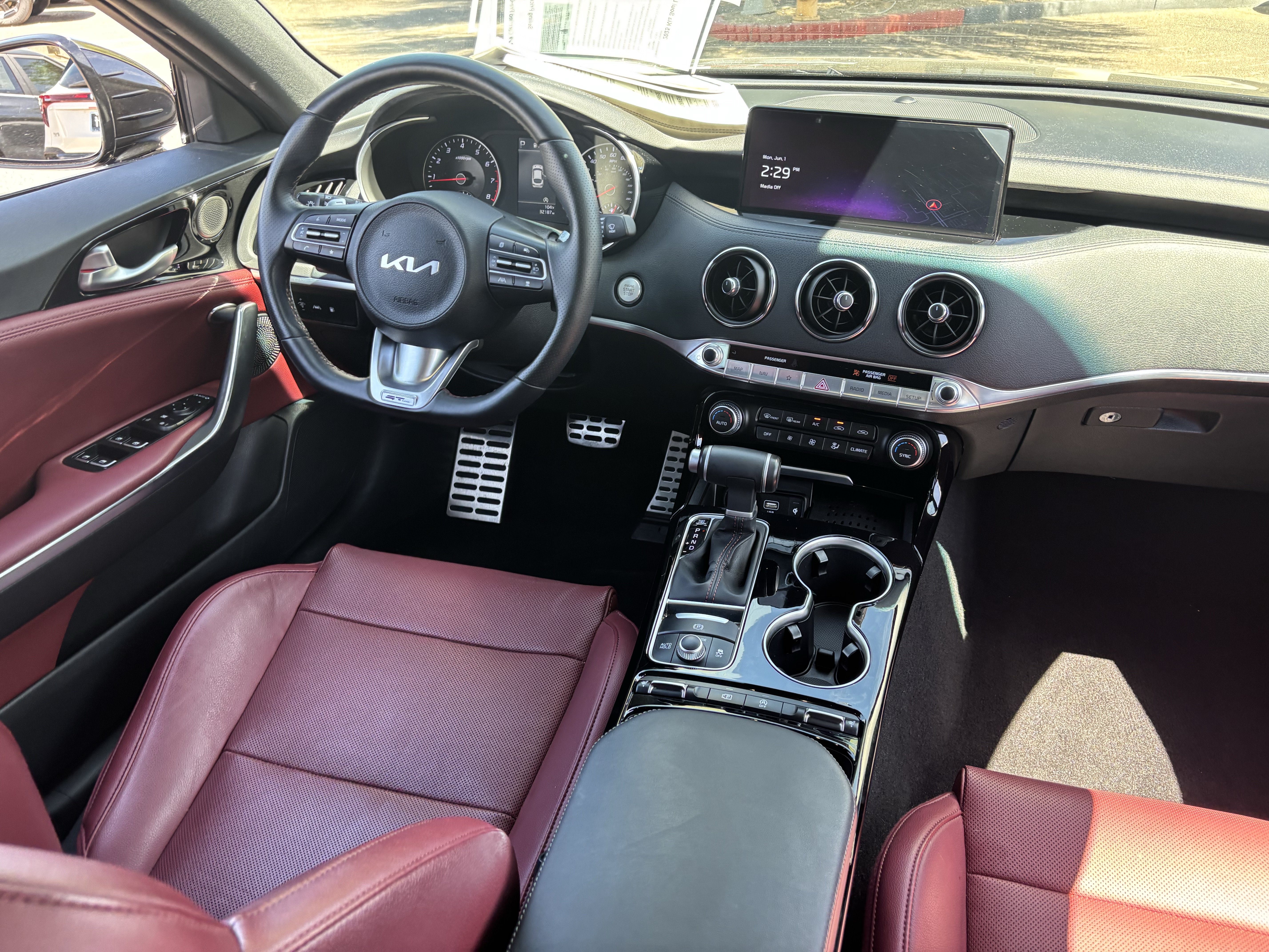 Certified 2023 Kia Stinger GT-Line w/ Sun & Sound Package RWD image 12