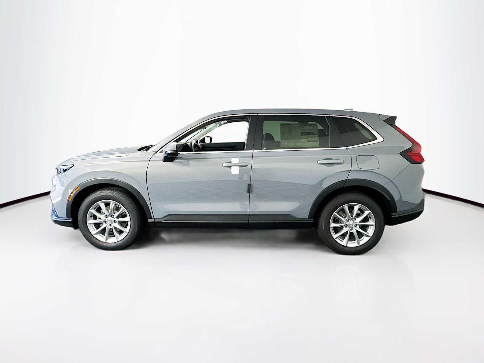 Used 2024 Honda CR-V EX image 3