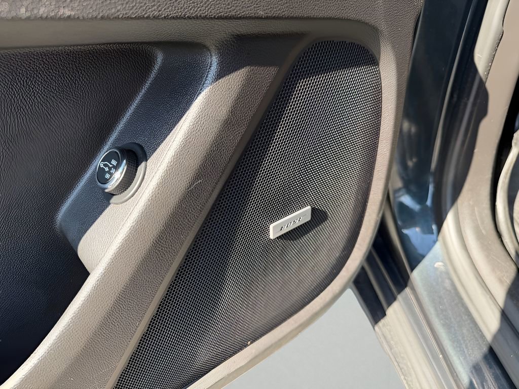 Used 2018 Chevrolet Traverse LT AWD/4WD image 22