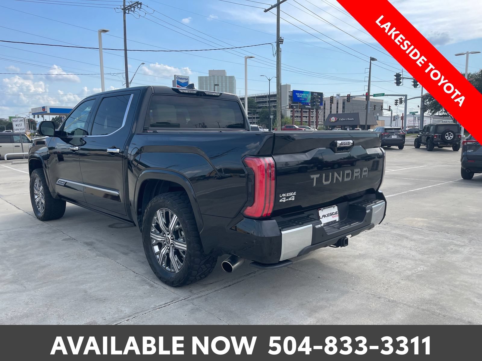 Used 2023 Toyota Tundra Capstone AWD/4WD image 3