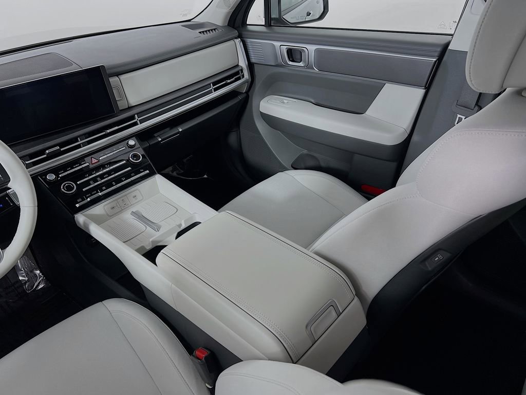 Certified 2025 Hyundai Santa Fe SE image 20