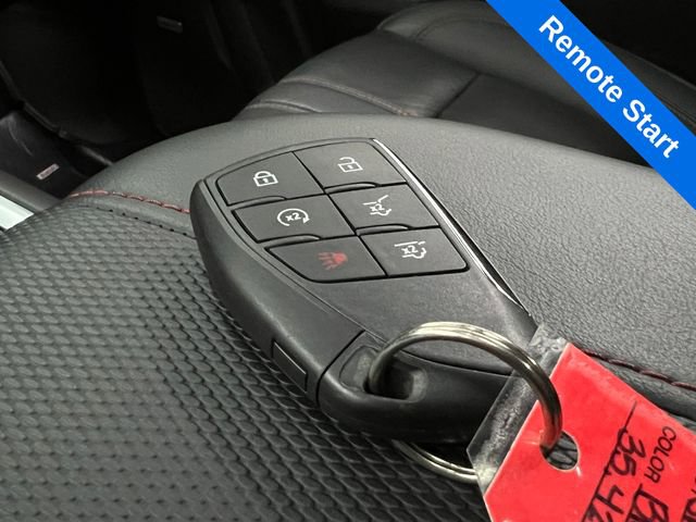 Used 2025 Chevrolet Suburban RST w/ Comfort Package AWD/4WD image 2