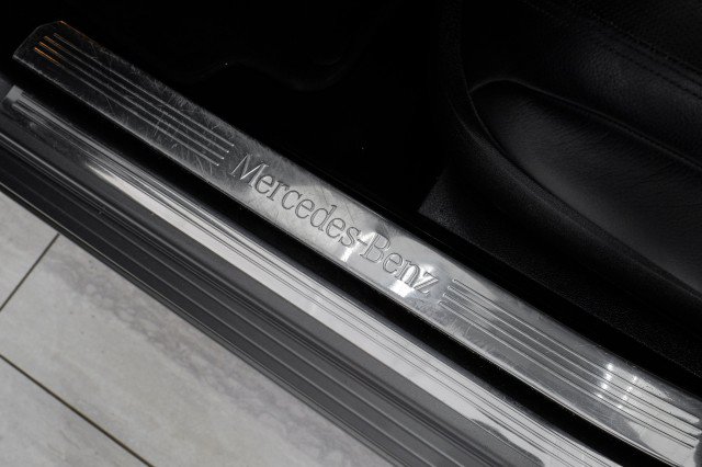 Used 2013 Mercedes-Benz S 550 4MATIC image 47