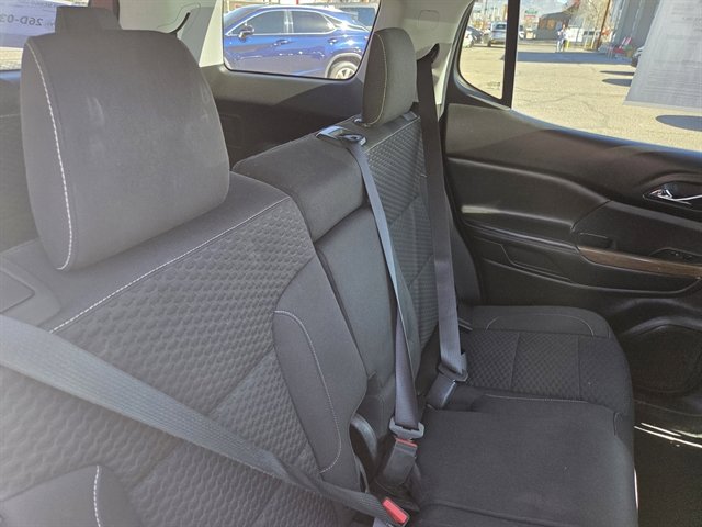 Used 2018 GMC Acadia SLE image 11