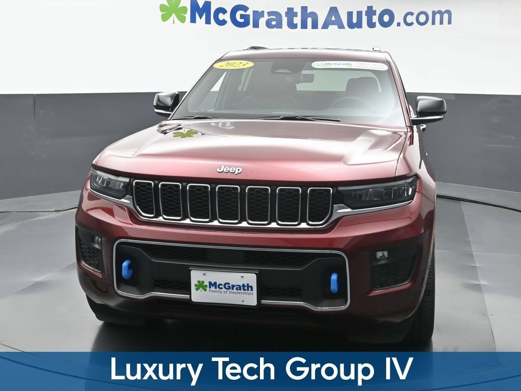 Used 2023 Jeep Grand Cherokee Overland w/ Luxury Tech Group IV AWD/4WD image 7