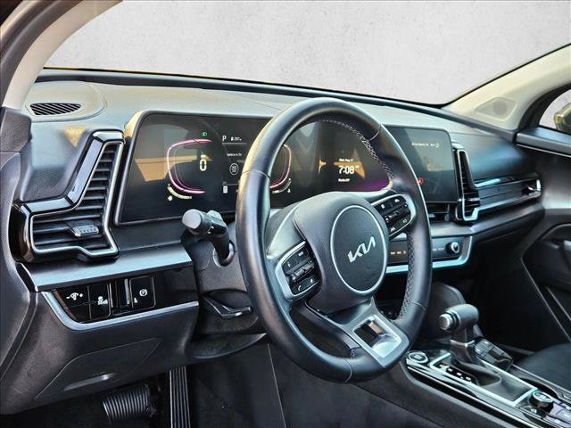 Used 2024 Kia Sportage EX FWD image 9
