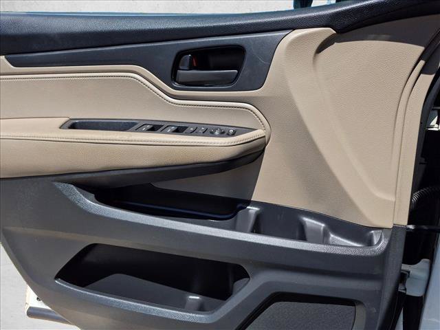 Used 2018 Honda Odyssey LX image 10