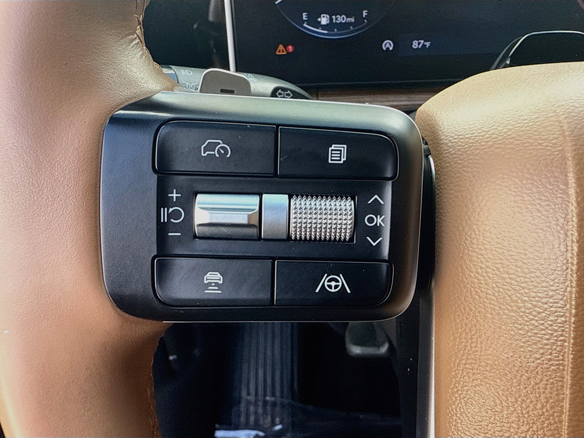 Used 2024 Hyundai Santa Fe Limited FWD image 34