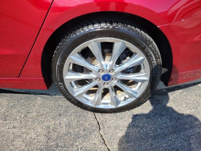 Used 2017 Ford Fusion Platinum FWD image 15