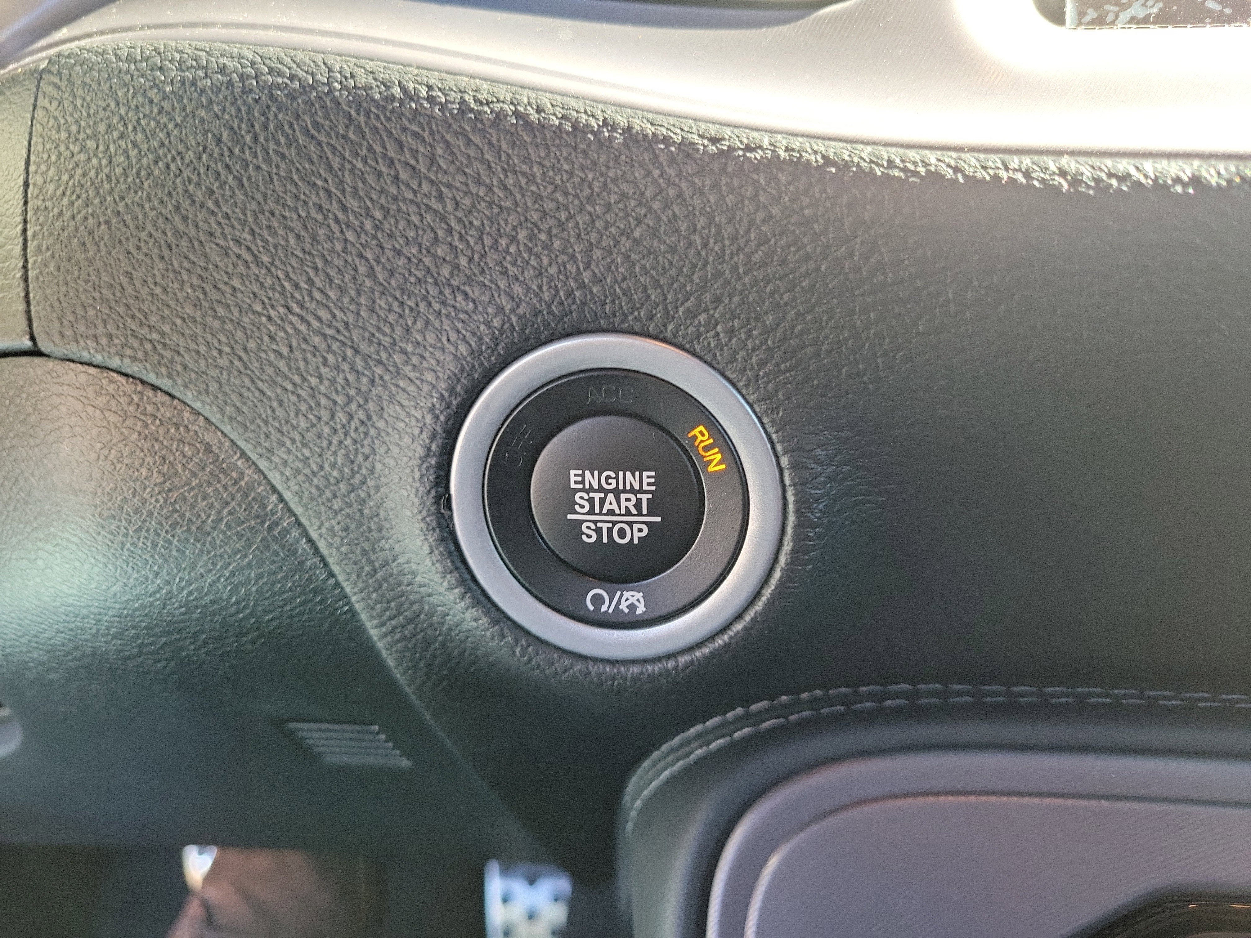 Used 2023 Dodge Challenger R/T w/ Blacktop Package image 23