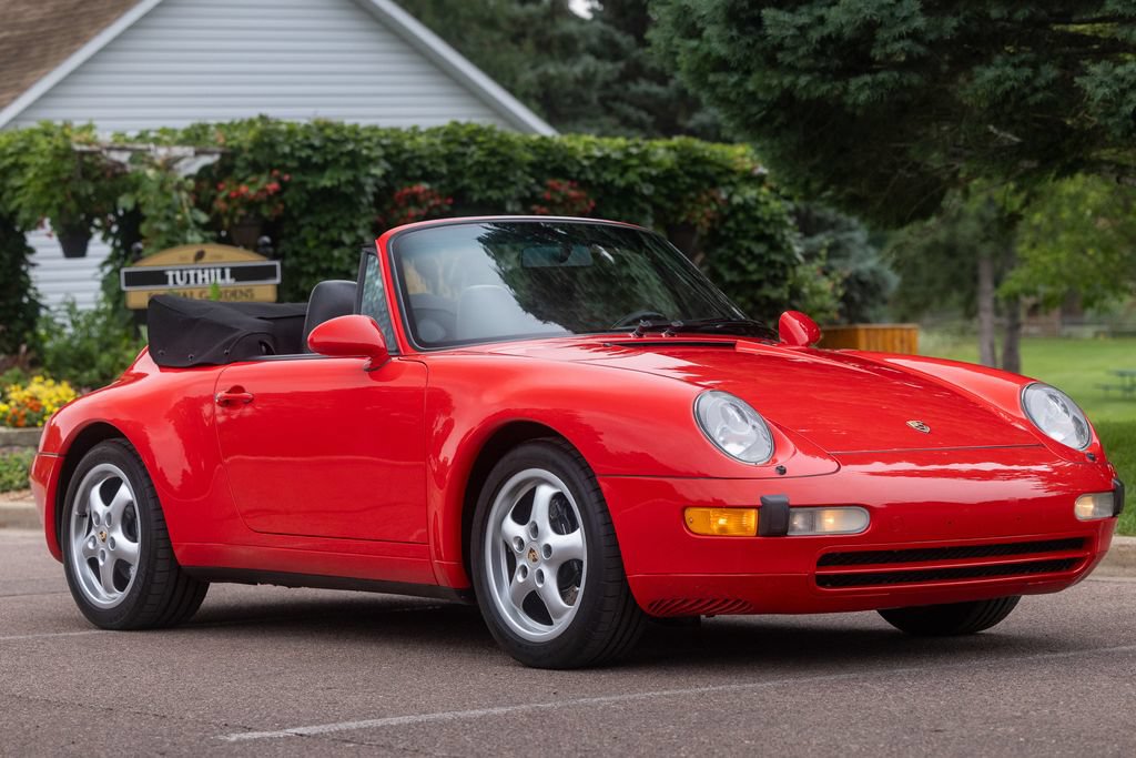 Used 1995 Porsche 911 Carrera RWD image 1
