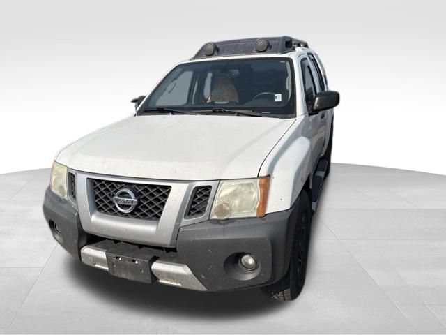 Used 2015 Nissan Xterra PRO-4X w/ Pro-4x Leather Package AWD/4WD image 3