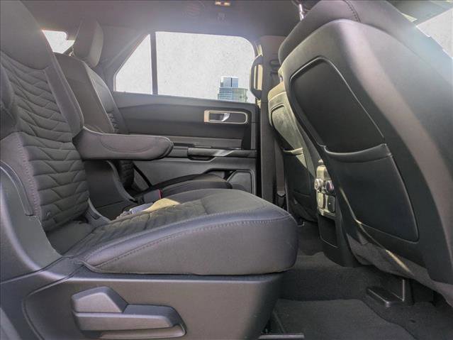 Used 2020 Ford Explorer XLT RWD image 28