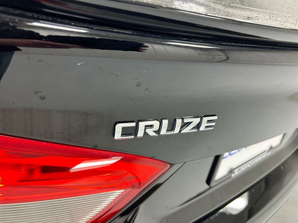 Used 2016 Chevrolet Cruze LT w/ RS Package FWD image 25