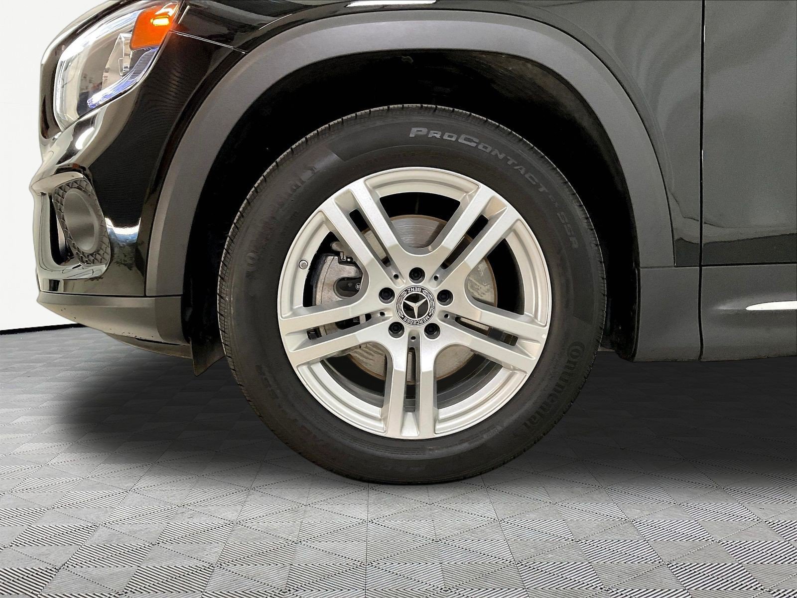 Certified 2023 Mercedes-Benz GLB 250 4MATIC image 34