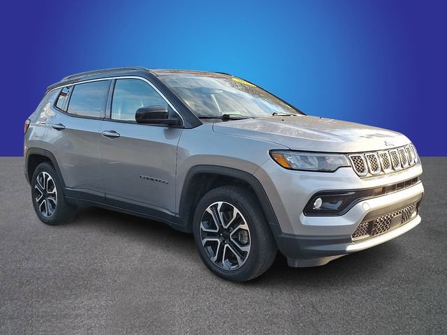 Used 2024 Jeep Compass Limited image 3