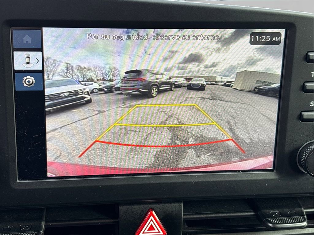 Certified 2025 Hyundai Elantra Sport image 32