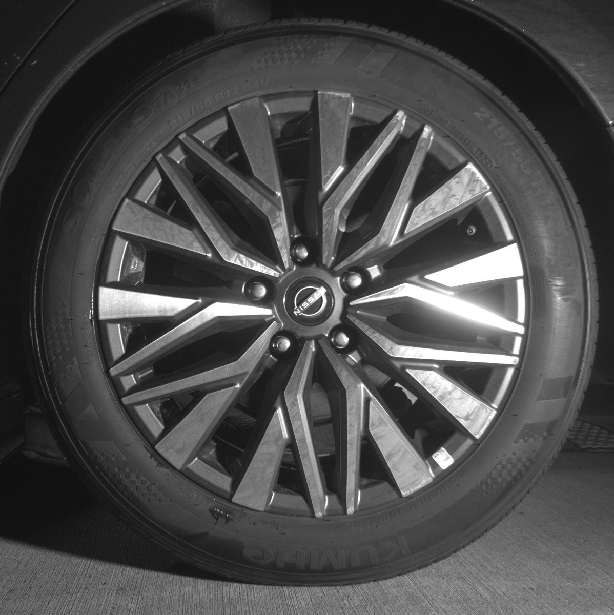 Used 2025 Nissan Altima 2.5 SV image 14