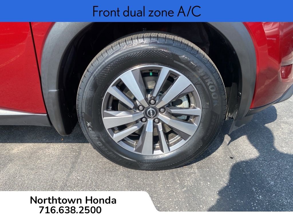 Used 2022 Nissan Pathfinder SL w/ SL Black Package image 11