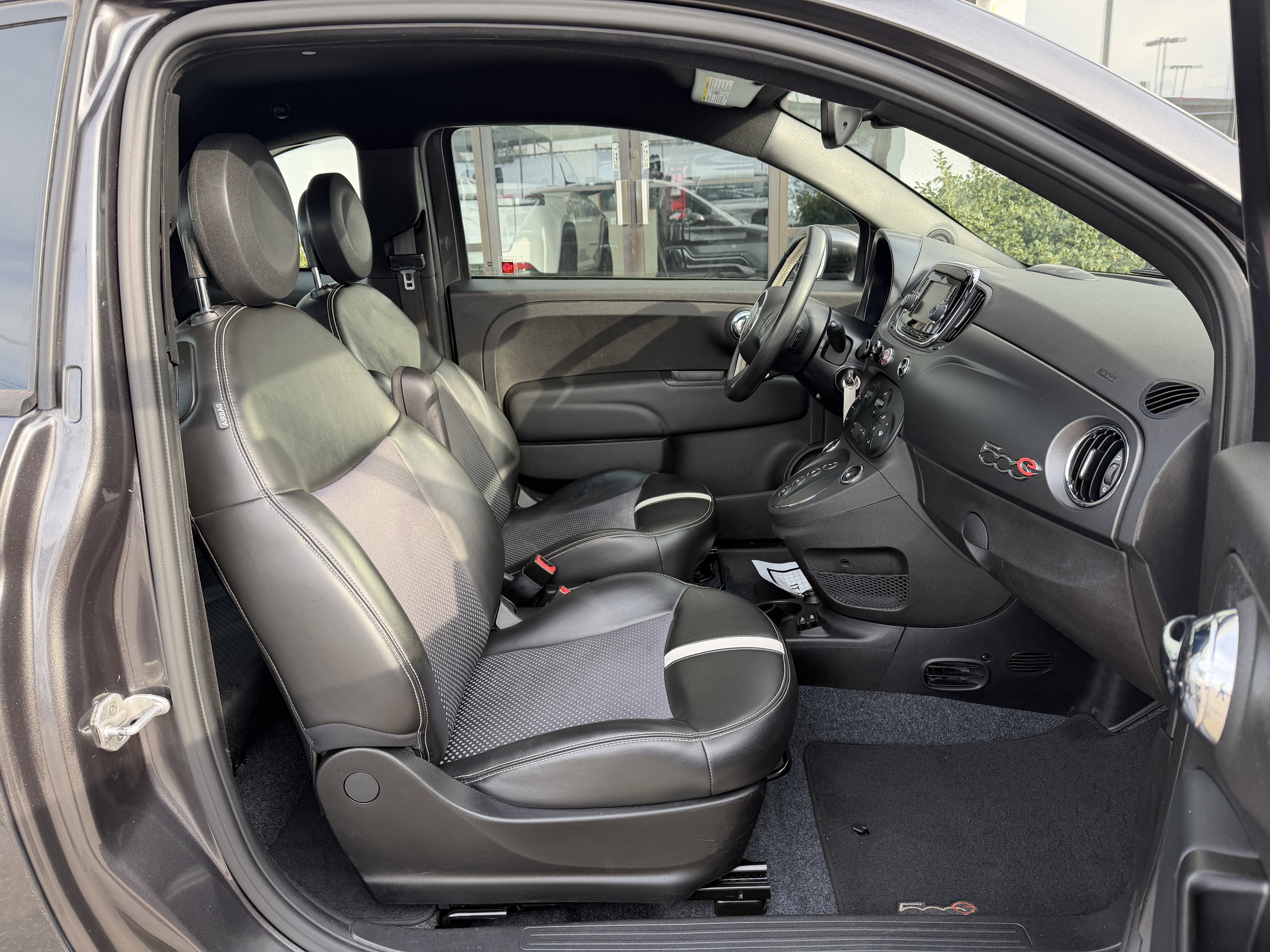 Used 2018 FIAT 500 e image 20