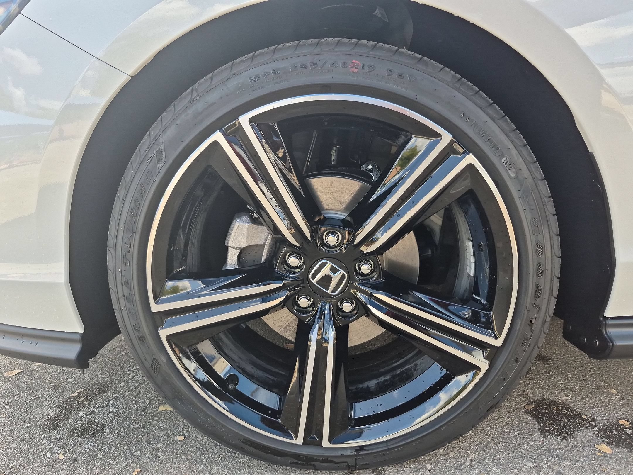 New 2026 Honda Accord SE image 25