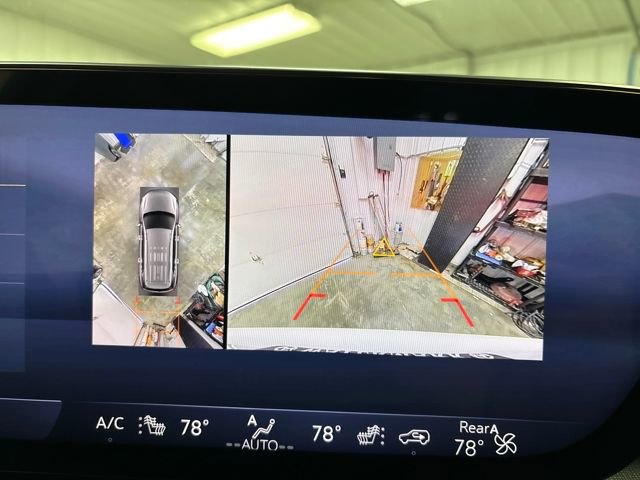 Used 2025 Buick Enclave Sport Touring image 19