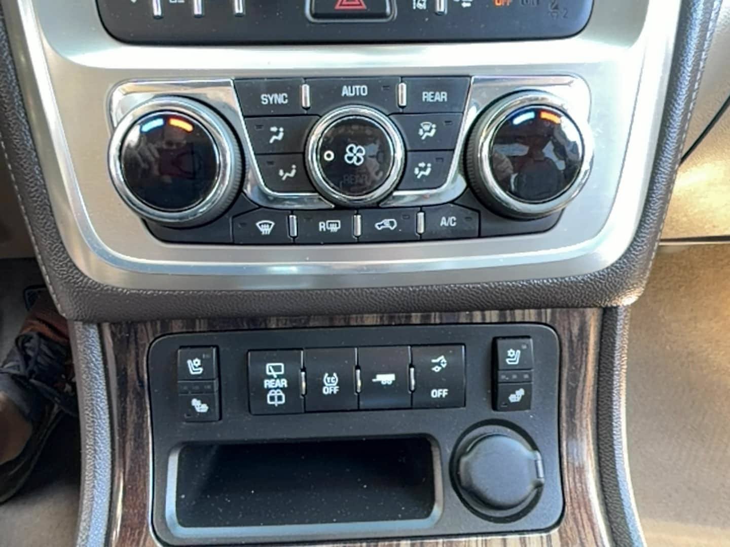 Used 2014 GMC Acadia Denali AWD/4WD image 11