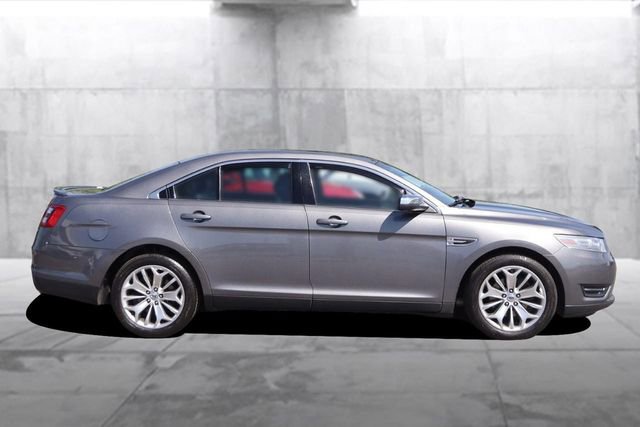 Used 2014 Ford Taurus Limited w/ Equipment Group 301A FWD image 5