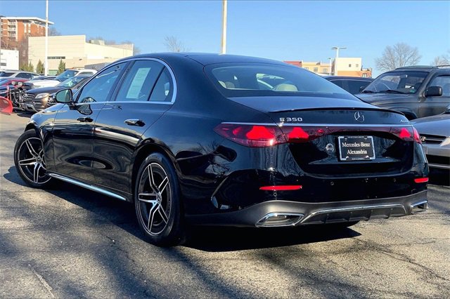 Used 2025 Mercedes-Benz E 350 4MATIC Sedan image 10