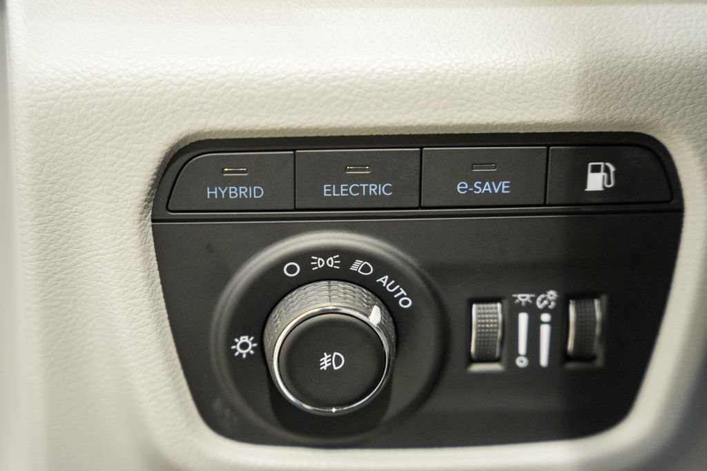 Used 2022 Jeep Grand Cherokee Overland AWD/4WD image 50