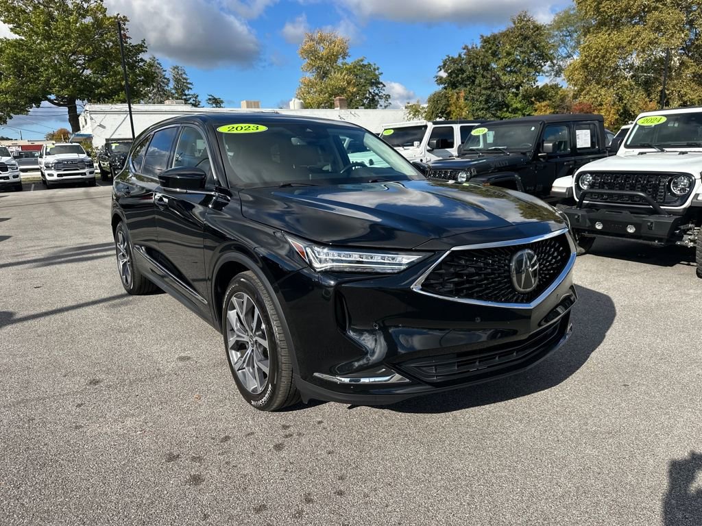 Used 2023 Acura MDX SH-AWD w/ Technology Package image 4