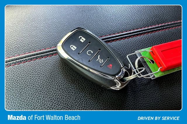 Used 2023 Chevrolet Equinox RS w/ LPO, Floor Liner Package image 32